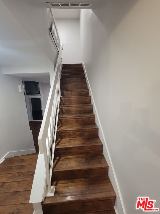 4866 1/2 MCCONNELL AVE