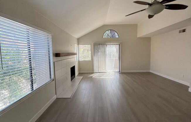 2 beds, 2 baths, $2,250, Unit #2098