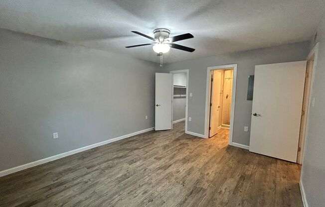 2 beds, 2 baths, 880 sqft, $1,435, Unit 2810 - 19