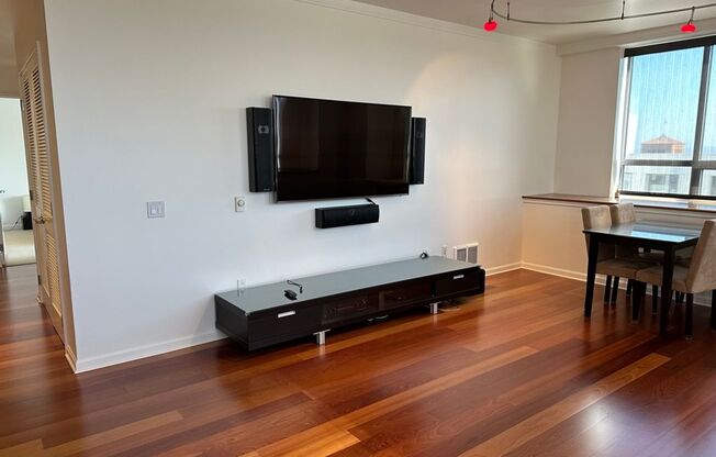 Epic REA: Fabulous 2 BR/2 BA South Beach Condo w/ Bay Bridge Views