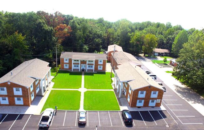 West Colonial Apartments