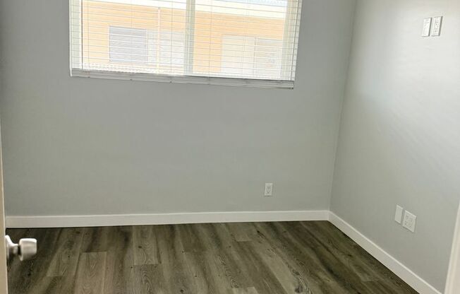 Beautiful 1 bedroom 1 bath!!! Must see! Move In Special $1,597 for the first 4 months!!!! $1,697 thereafter.