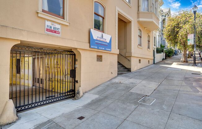 21st Street Apartments