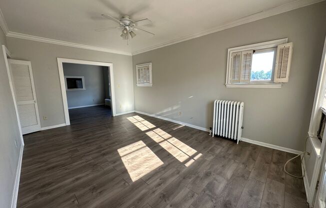 3718 W 159th Street