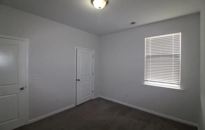 Reduced! Very nice 3 bedroom/2 bath home in Meridian