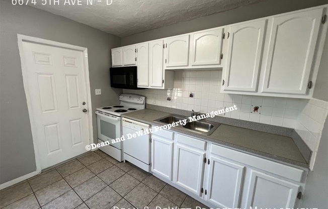 6674 5 AVE N
