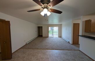 2 beds, 1 bath, 1,100 sqft, $1,359, Unit 1053 7305