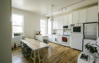 5 38 47 AVE