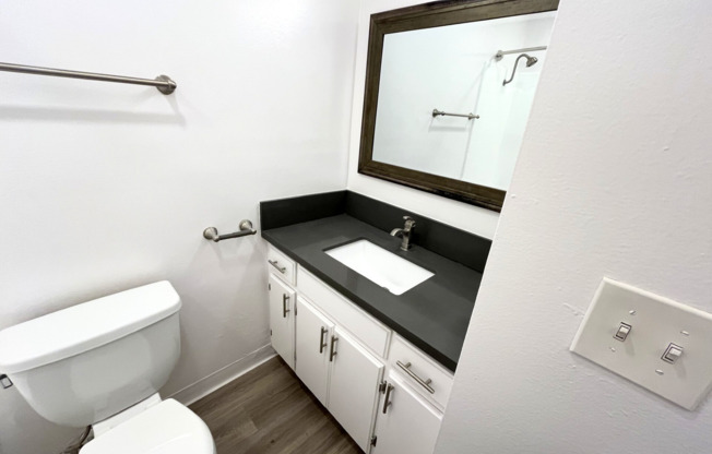 1 bed, 1 bath, 700 sqft, $1,998, Unit 53
