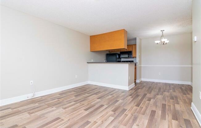203 Lake Parsons Green #207