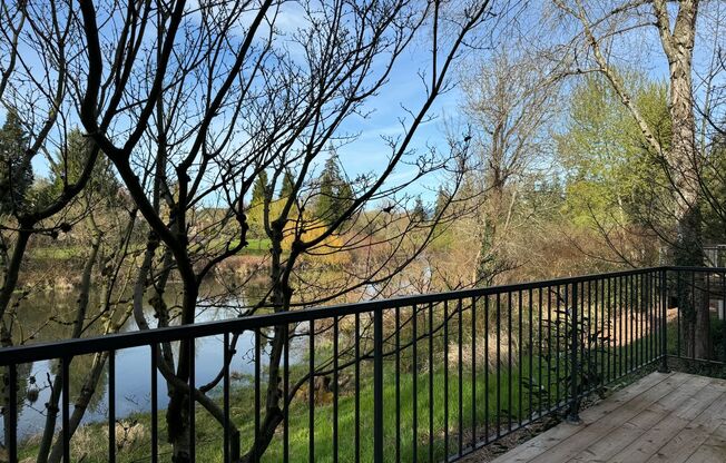 2 beds, 2.5 baths, 1,264 sqft, $2,400, Unit 2010