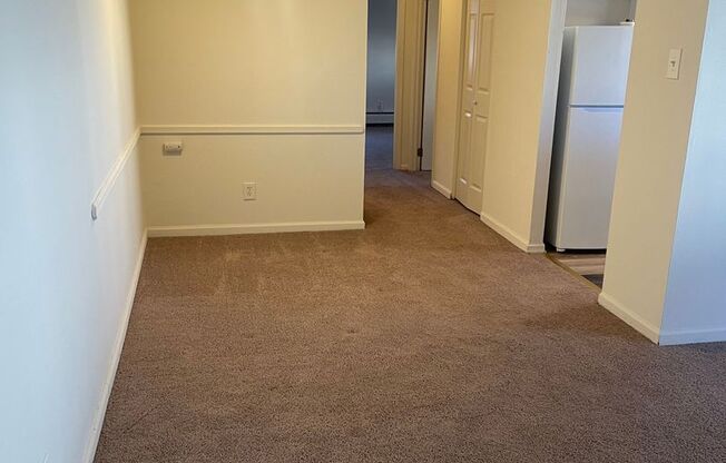 1 bed, 1 bath, 770 sqft, $1,460, Unit 00 - K- 8