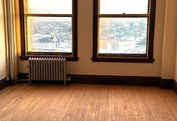 1 bed, 1 bath, 474 sqft, $850, Unit 905