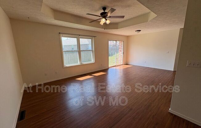 1260 BUTTERFIELD