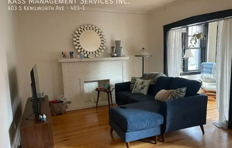 403 S KENILWORTH