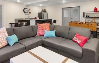 Shoreline Apartments- Junction 160- living room