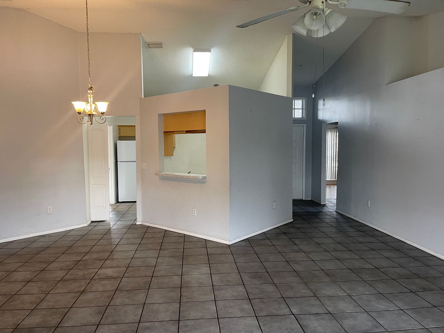 Quick Move in at this Brandon Home for Rent