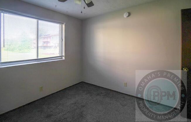 2 beds, 1 bath, 925 sqft, $955, Unit 822/102