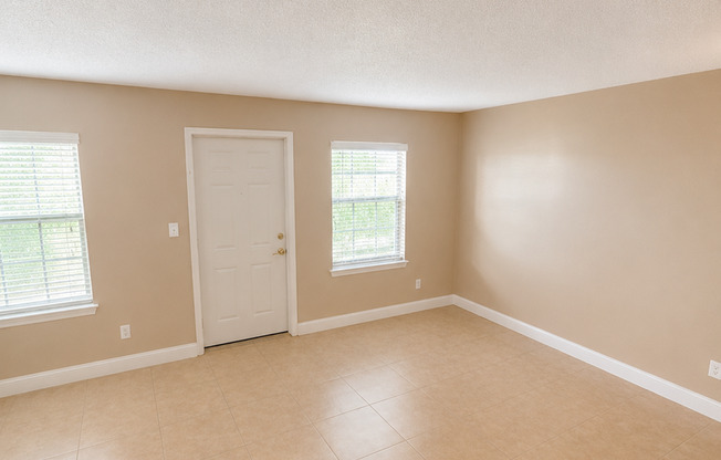 1 bed, 1 bath, 575 sqft, $1,350, Unit 1102#L2