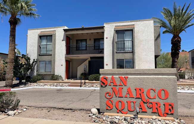 Lovely 2 Bedroom 1  Bath with Fireplace! Move In Special! 1/2 Off First Month's Rent!!