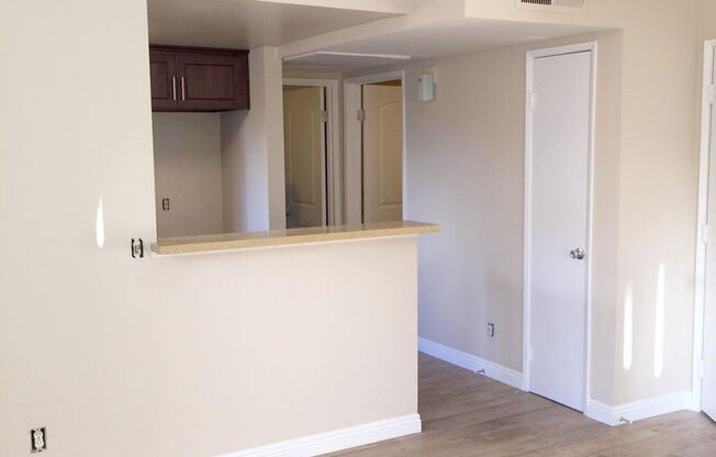 1 bed, 1 bath, 700 sqft, $1,995