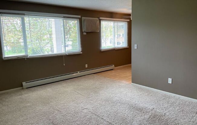 2 beds, 1 bath, $1,399