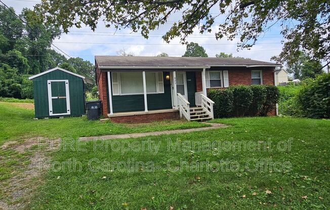 825 NORWOOD DR