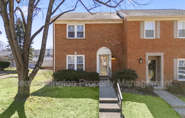 1298 GRAY HAWK RD