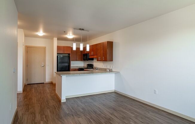 1 bed, 1 bath, 588 sqft, $1,380, Unit 424