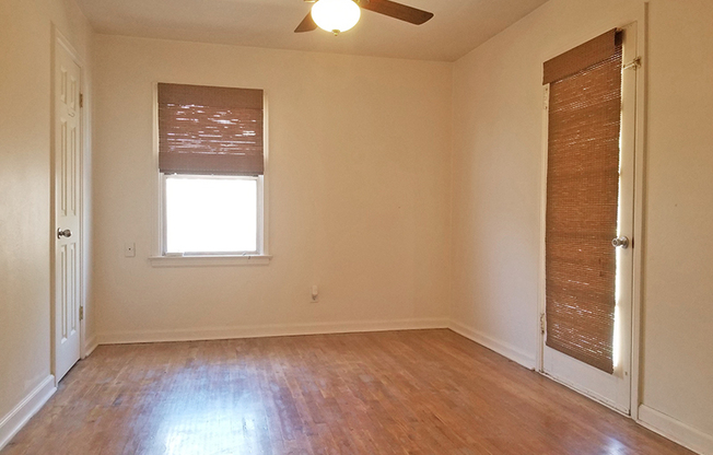 1611 S Longmont Ave -  **Move-In Special: No Rent Till October 2024!**