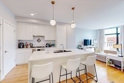 1 bed, 1 bath, 716 sqft, $3,600, Unit 720