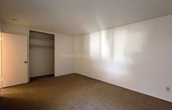 1 bed, 1 bath, $1,295, Unit 5812-4