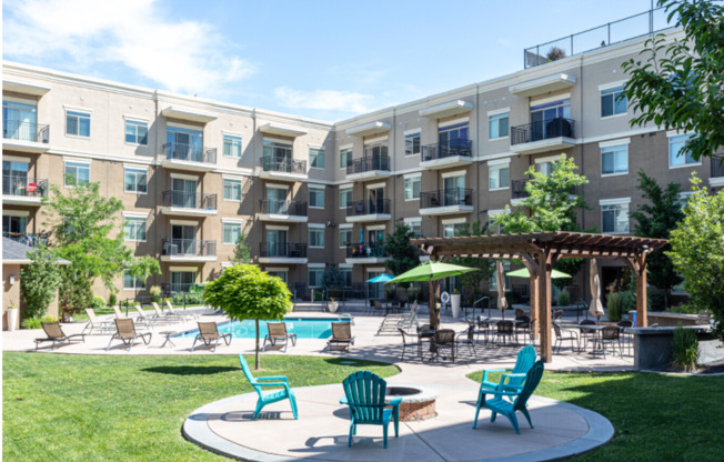 2 beds, 2 baths, 1,004 sqft, $1,550, Unit 339