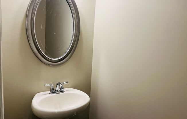 3 beds, 2.5 baths, $2,000