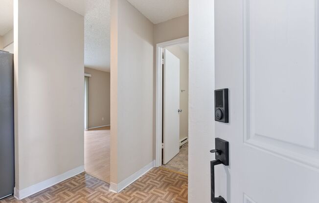1 bed, 1 bath, 675 sqft, $1,195, Unit #11