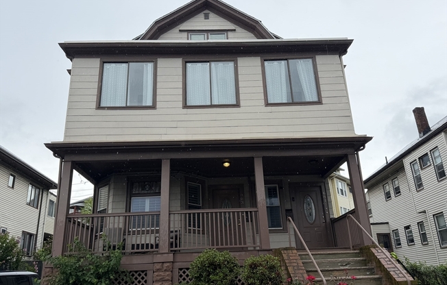 2 beds, 1 bath, 1,050 sqft, $2,900, Unit 1