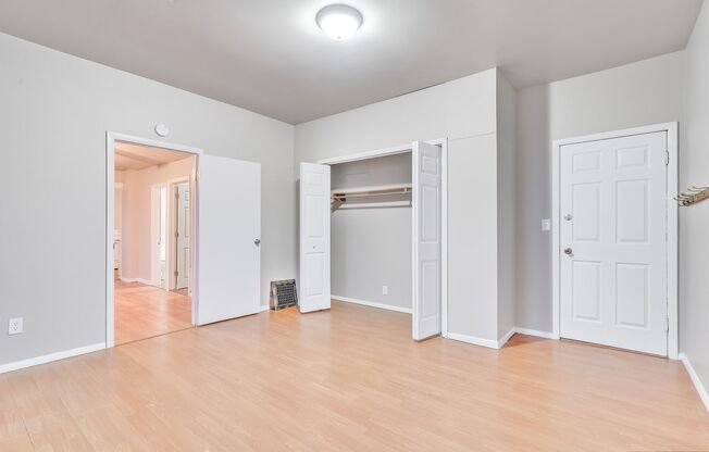 645 5th St.