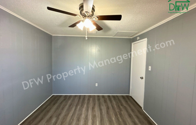 2 beds, 1 bath, $1,025