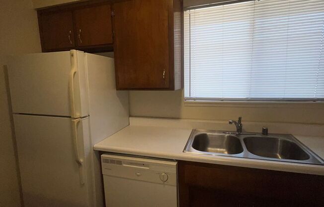 2 beds, 1 bath, 1,000 sqft, $1,350, Unit 314