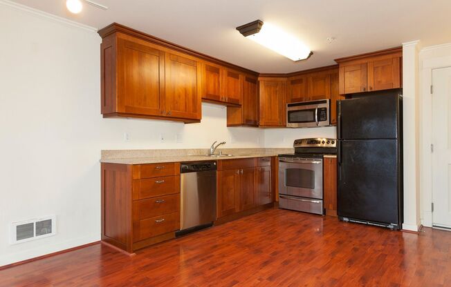 1 bed, 1 bath, 624 sqft, $2,095, Unit #206