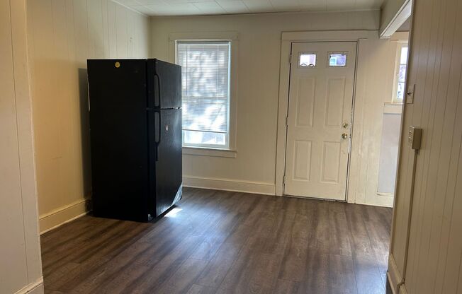 Newly Renovated, 2 Bedroom Lancaster City Home