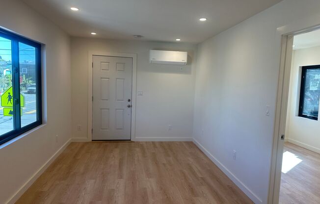 1 bed, 1 bath, $1,925