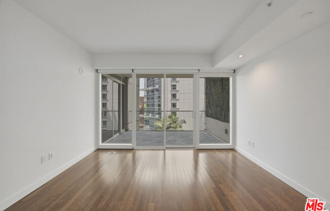 1 bed, 2 baths, 1,320 sqft, $5,295, Unit 6B