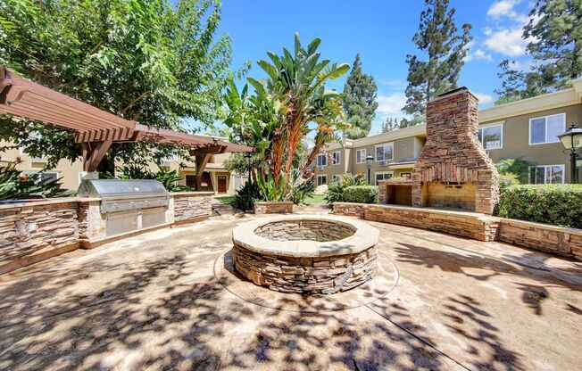 2 beds, 1 bath, $2,095, Unit # 47