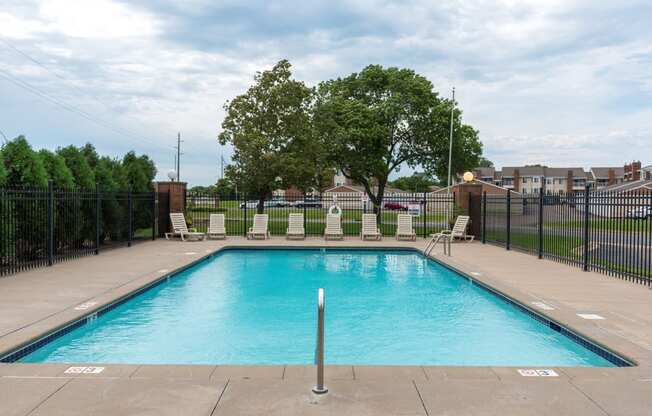 Pool View at Cinnamon Ridge Apartments, Minnesota, 55122