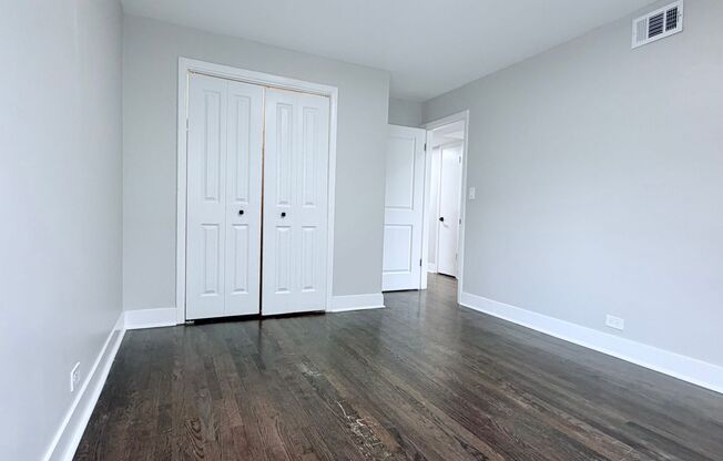5646-5654 N. Jersey