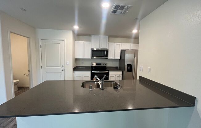 *Home for the Holidays Move In Special!* Modern Living in a Brand New 3 Bed Townhome!