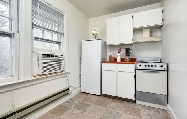 Allen Apartments