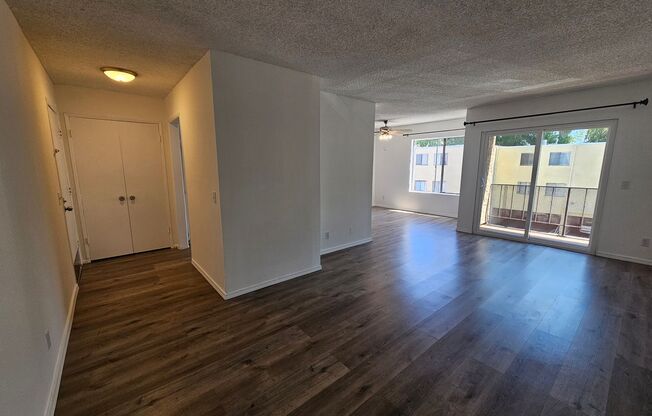 Welcome to Sherman West Apartments !!!