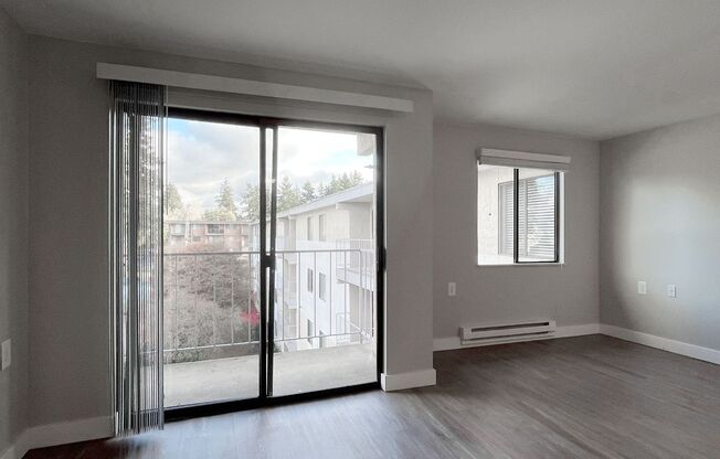 Studio, 1 bath, 480 sqft, $1,295, Unit 216